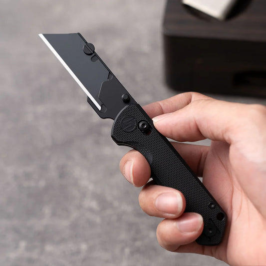 Olitans Adélie Penguin G076 - 2.68" Black Utility Blade, Black G10 Handle