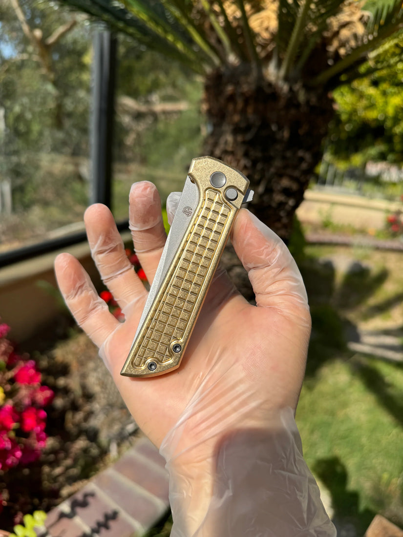North Mountain Blade Chop 2 Bronze - 3.4" SLD-Magic Steel San Mai Tanto Blade, Bronze Frag Handle