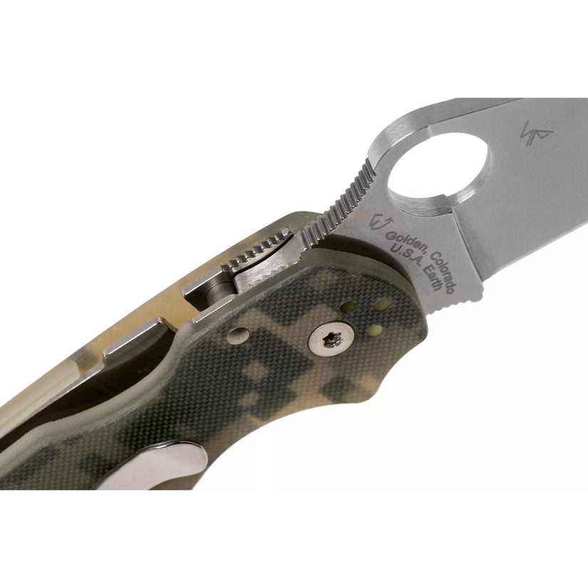 Spyderco Para 3 C223GPCMO - 2.95" S45VN Satin Blade, Digital Camo G-10 Handles