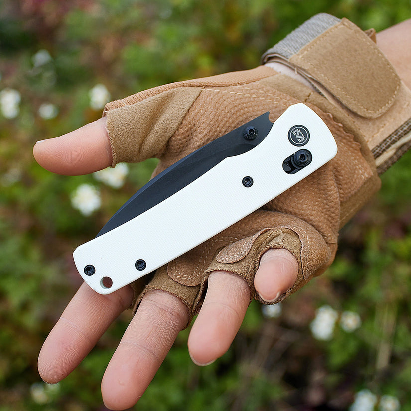 Miguron Vakor - 3.15" 14C28N Black PVD Blade, White G10 Handle. MGR-817AWH