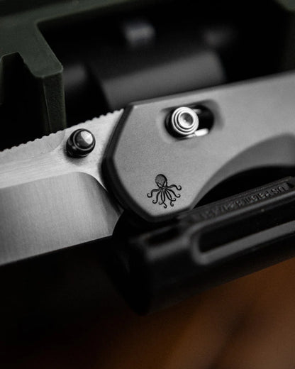 Piratech Kraken/Tsunami - 3.22" S90V Hand Strip Satin Sheepsfoot Blade, Mag-Snap Bead Blasted Titanium Handles