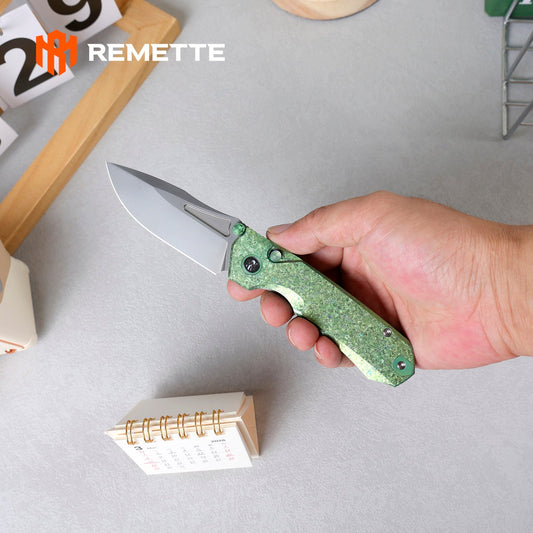 Remette RT-Rhino - 3.07" M390 Blade, Green Crystallised Titanium Handle