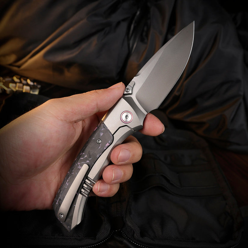 Remette RT-Steed - 3.07" M390 Blade, Pink Carbon Fibre and Titanium Handle
