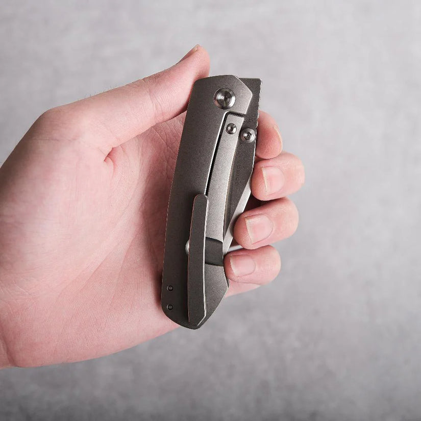 Vosteed Vallhund A2101 - 3.02" S35VN Stonewash Blade, Grey Titanium Handle