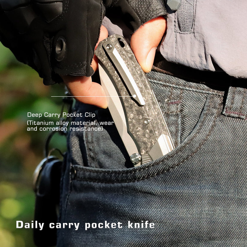 Remette WD107 - 3.28" M390 Sandblasted Blade, Carbon Fibre and Titanium Handle