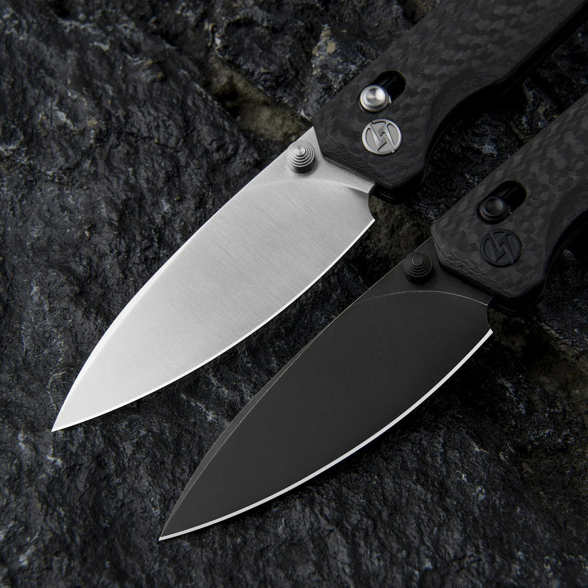 Olitans C045-S - 2.6" M390 Satin Blade, Carbon Fibre Handle