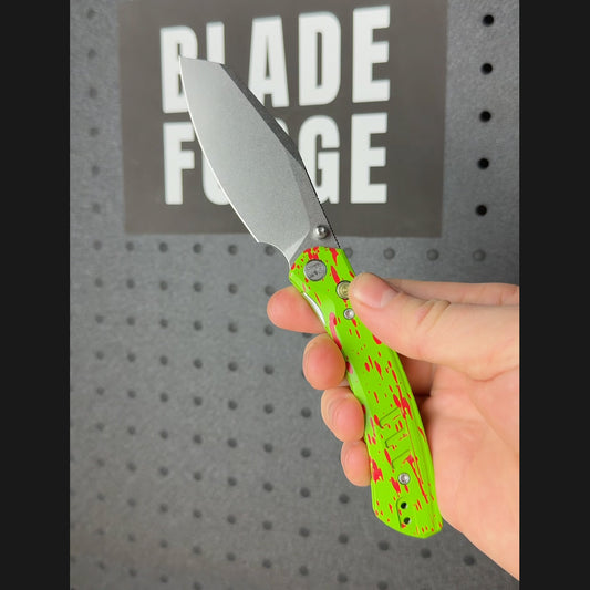 Miguron Karok - 3.4" Stonewashed D2, Green Aluminium Handle