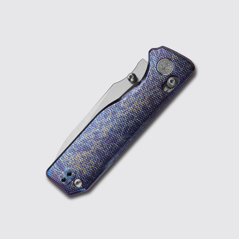 Miguron Vane II - 3.25" M390 Hand Ground Rubbed Satin Blade, Lightning Titanium Handle