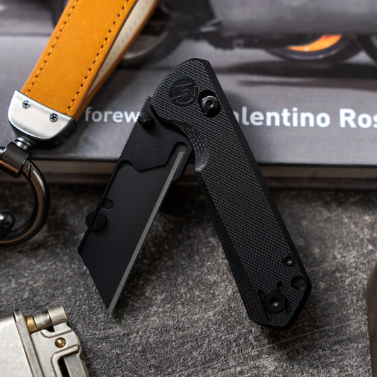 Olitans Adélie Penguin G076 - 2.68" Black Utility Blade, Black G10 Handle