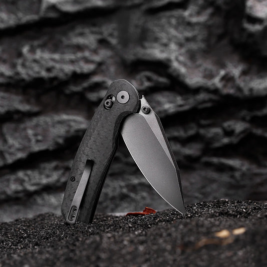 Trivisa Hornet-CG - 3.34" 14C28N Black Stonewashed Blade, Carbon Fibre Style G10 Handle